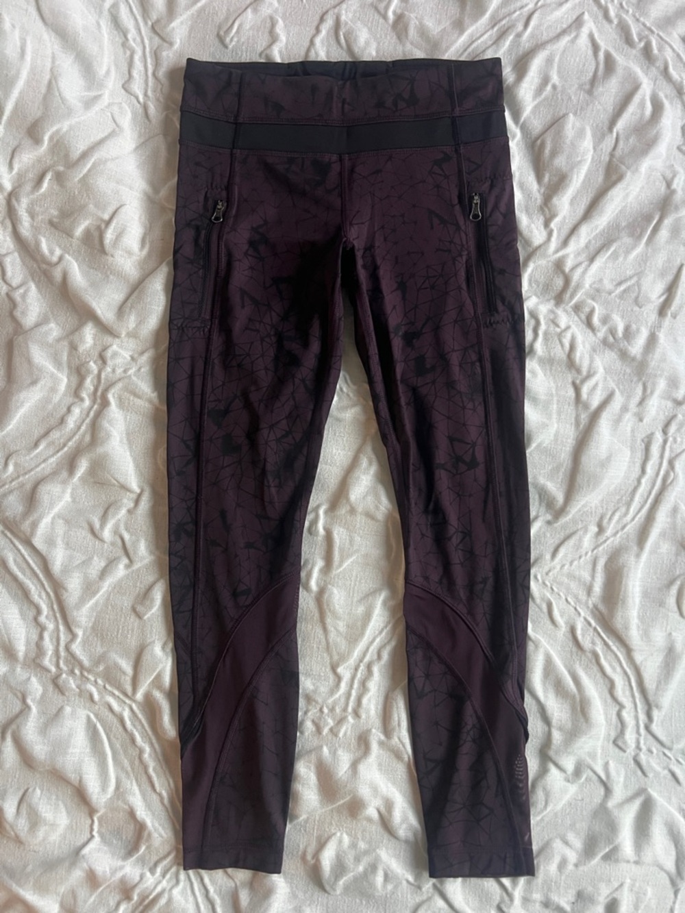 Lululemon Deep Plum/Black 7/8 Leggings